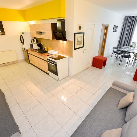 The Lincoln Suites - Central Shabbat Friendly Apartments 布加勒斯特 外观 照片