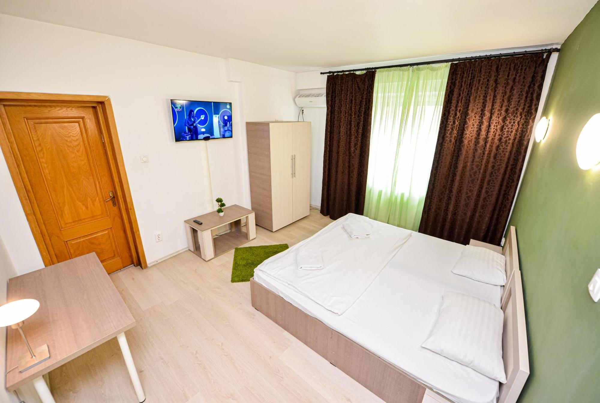 The Lincoln Suites - Central Shabbat Friendly Apartments 布加勒斯特 外观 照片